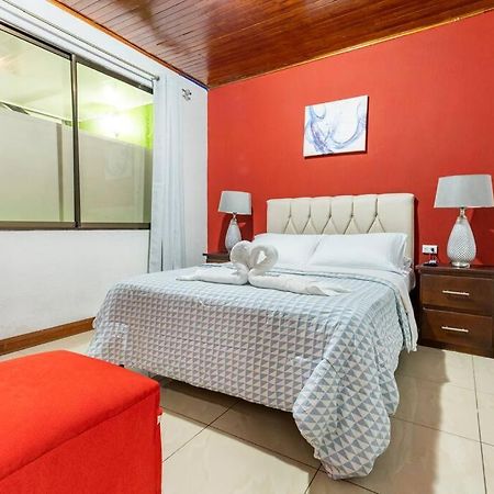 Private Bedroom 10 Minutes From The Sjo Airport Αλαχουέλα Εξωτερικό φωτογραφία